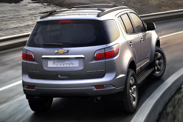 New Chevrolet Trailblazer pics